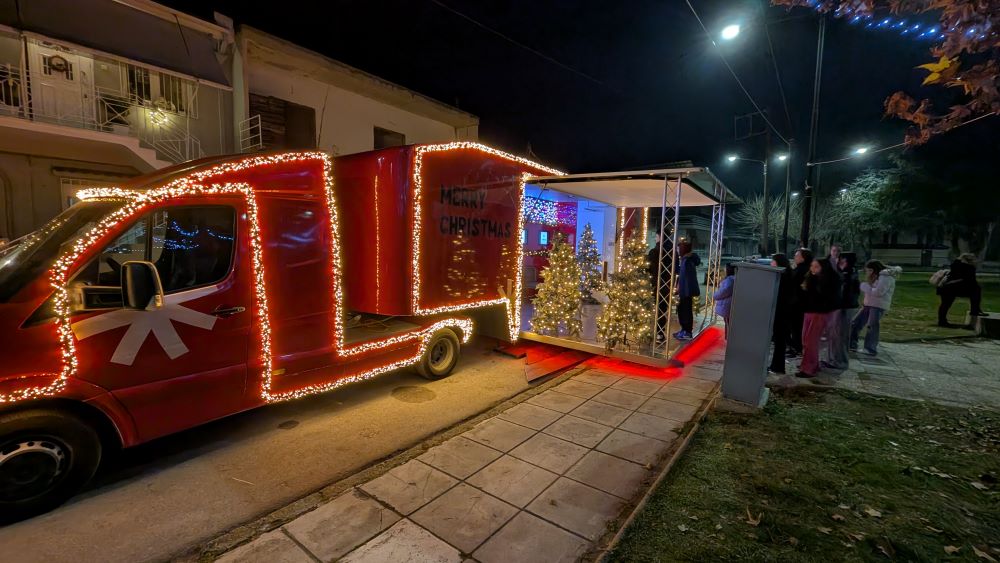 Santa_truck_-_Εξωτερικά.jpg