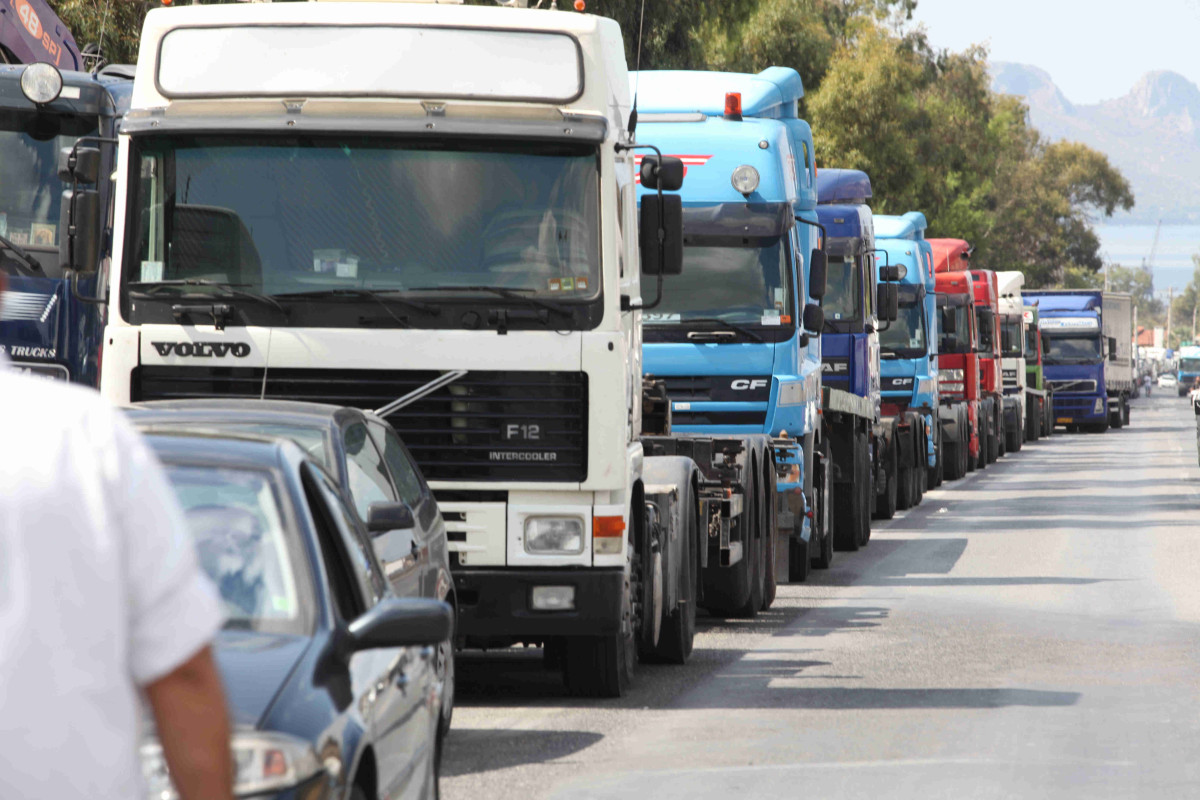 ΠΑΣΟΚ- ΚΙΝΑΛ: Ανανέωση των Φορτηγών Δημόσιας Χρήσης για τη μείωση του ανθρακικού αποτυπώματος