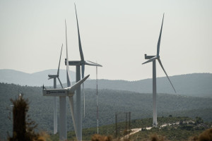 Τα υπό διαβούλευση μέτρα για την προώθηση της εγκατάστασης σταθμών ΑΠΕ