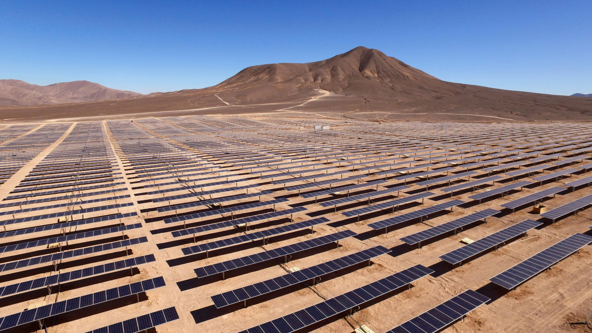 Faria Renewables: Nέο φωτοβολταϊκό έργο ύψους 35 MW