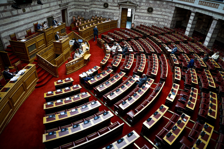 Σήμερα η ψήφιση του νομοσχεδίου για τη διαχείριση αποβλήτων