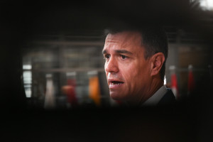 Γιάννης Τριήρης: Το «αντάρτικο» του Σάντσεθ και το «παζάρι» για τους εξοπλισμούς