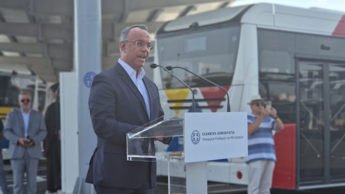 Χρήστος Σταϊκούρας: Ο νέος σταθμός φόρτισης ηλεκτρικών λεωφορείων αποτελεί μια νευραλγική υποδομή για τον ΟΑΣΘ