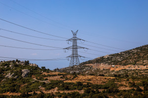 Λογαριασμοί ρεύματος: Ανεβάζει στροφές ο ανταγωνισμός στα διζωνικά τιμολόγια